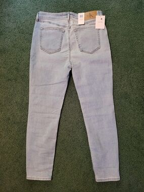 Calvin Klein Women’s Skinny Jeans - Pale Blue Wash